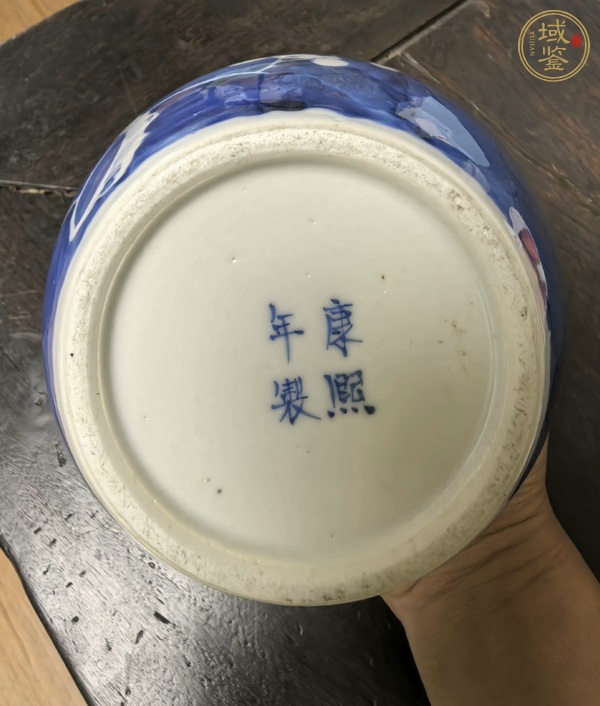 古玩陶瓷青花留白梅紋蓋罐真品鑒賞圖