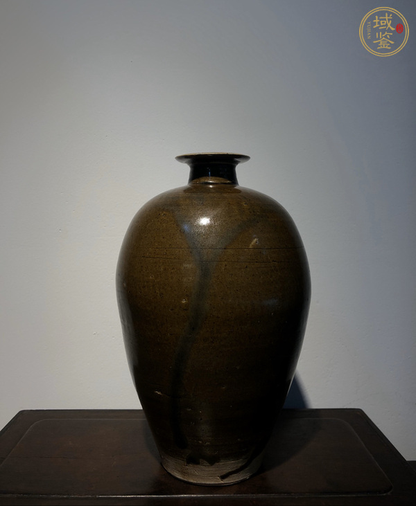 古玩陶瓷明代時期青釉梅瓶真品鑒賞圖