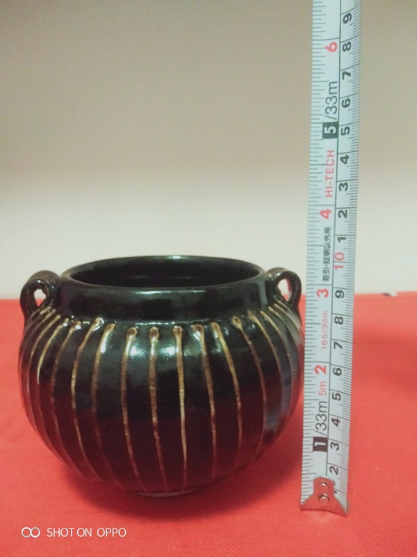 古玩陶瓷宋元黑釉線條紋雙系罐拍賣,當前價格9856元