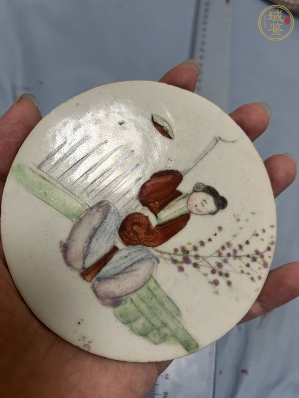古玩陶瓷粉彩人物紋瓷板真品鑒賞圖