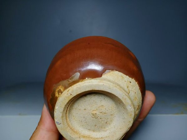 古玩陶瓷磁州窯紫金釉茶杯拍賣,當前價格386元