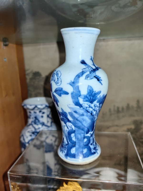古玩陶瓷光緒觀音瓶一口價不議價拍賣,當前價格1890元
