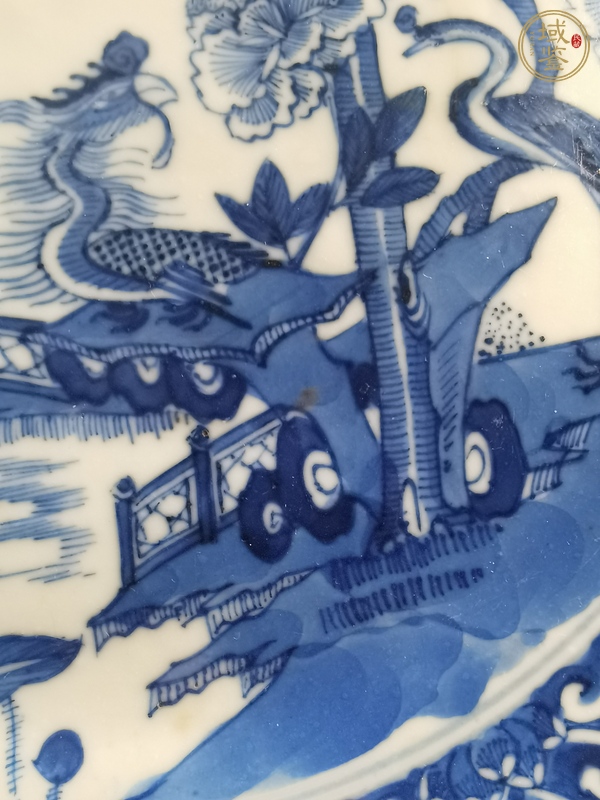 古玩陶瓷五倫圖青花盤真品鑒賞圖
