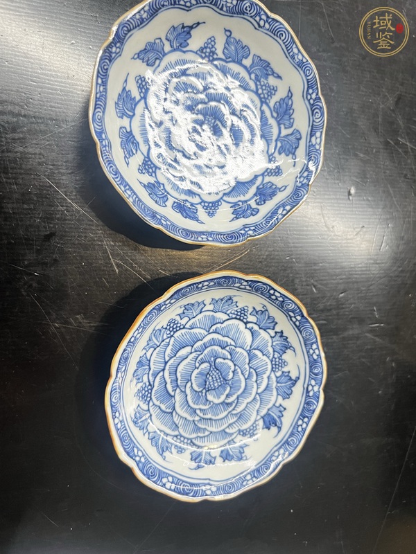 古玩陶瓷青花花卉紋花口碟一對真品鑒賞圖