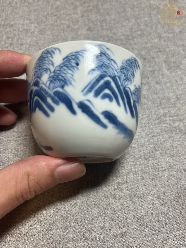 古玩陶瓷青花臥足杯真品鑒賞圖