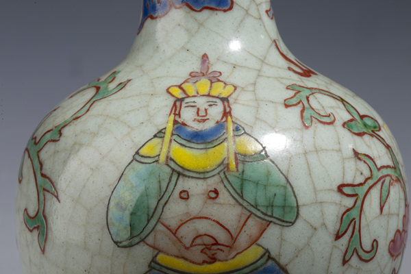 古玩陶瓷清晚期·哥釉粉彩佛教人物紋天球瓶拍賣，當(dāng)前價(jià)格2805元
