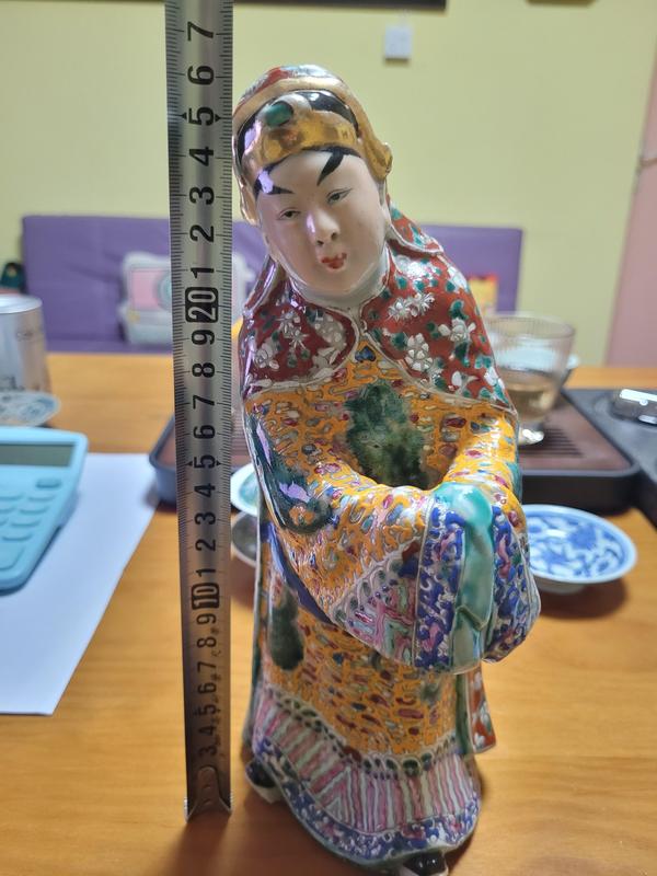 古玩陶瓷清代精品親王人物塑像拍賣,當(dāng)前價格12888元