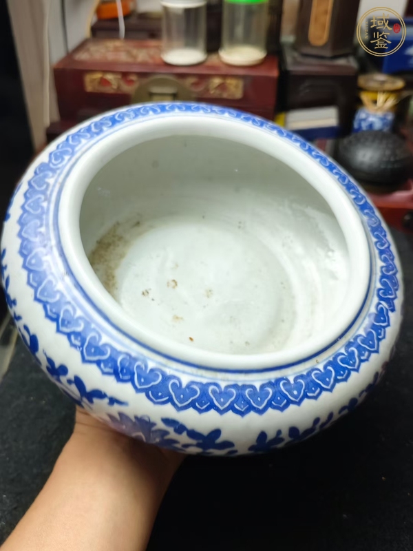 古玩陶瓷花卉紋青花洗真品鑒賞圖