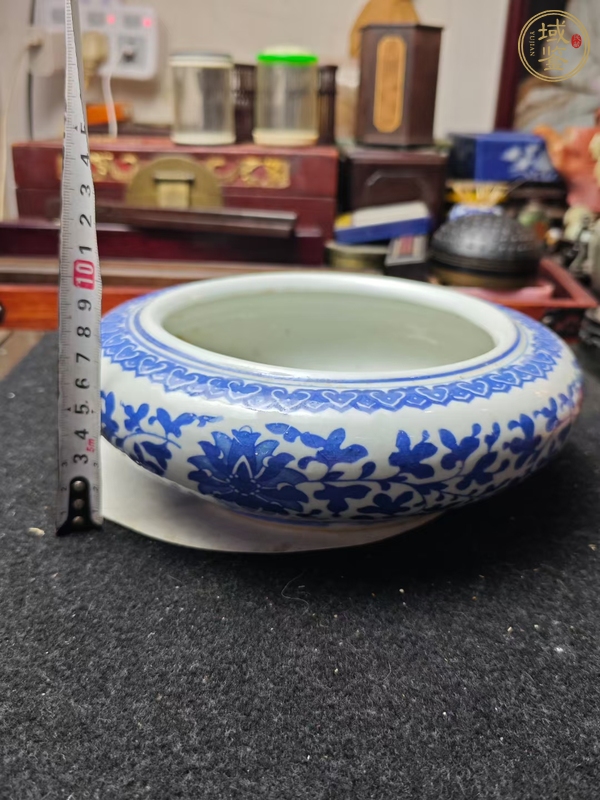 古玩陶瓷花卉紋青花洗真品鑒賞圖