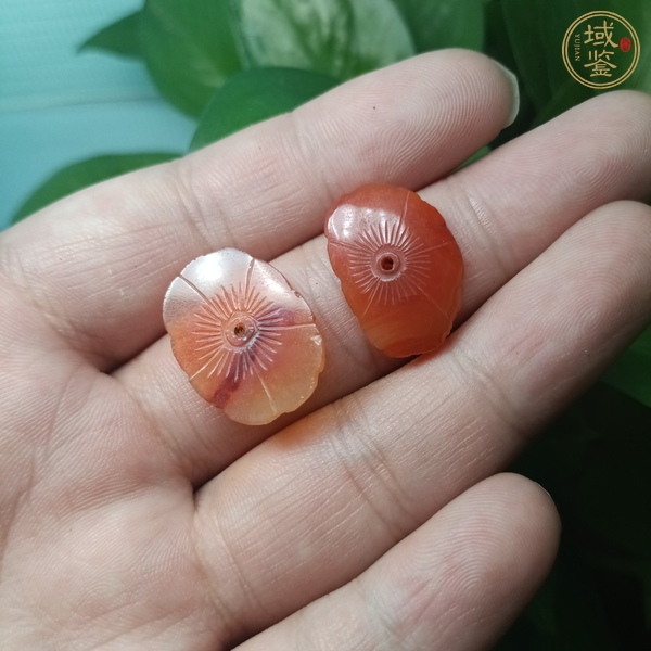 古玩玉器天然紅瑪瑙“花片”真品鑒賞圖