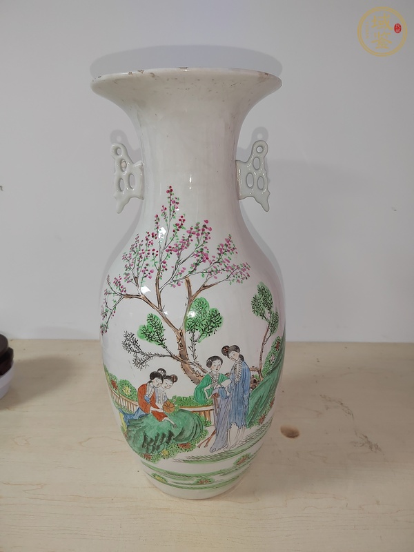 古玩陶瓷仕女紋彩繪瓶真品鑒賞圖