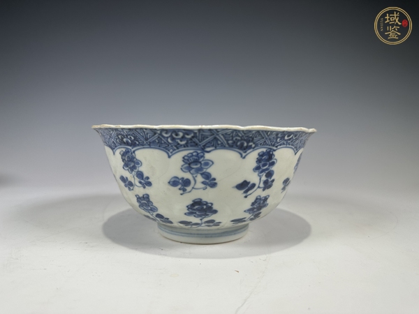 古玩陶瓷清康熙·青花折枝花卉紋碗真品鑒賞圖