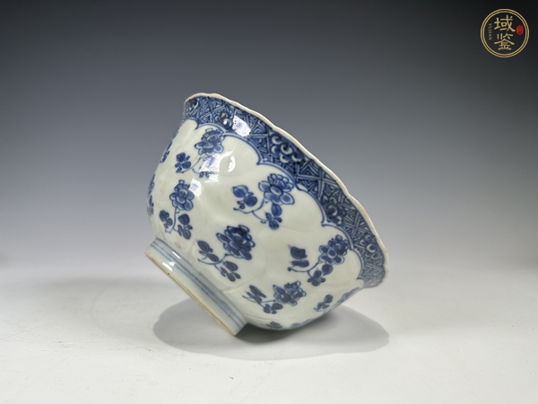 古玩陶瓷清康熙·青花折枝花卉紋碗真品鑒賞圖