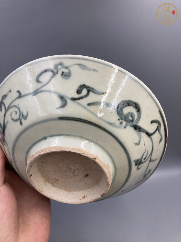 古玩陶瓷青花花果紋小盤真品鑒賞圖