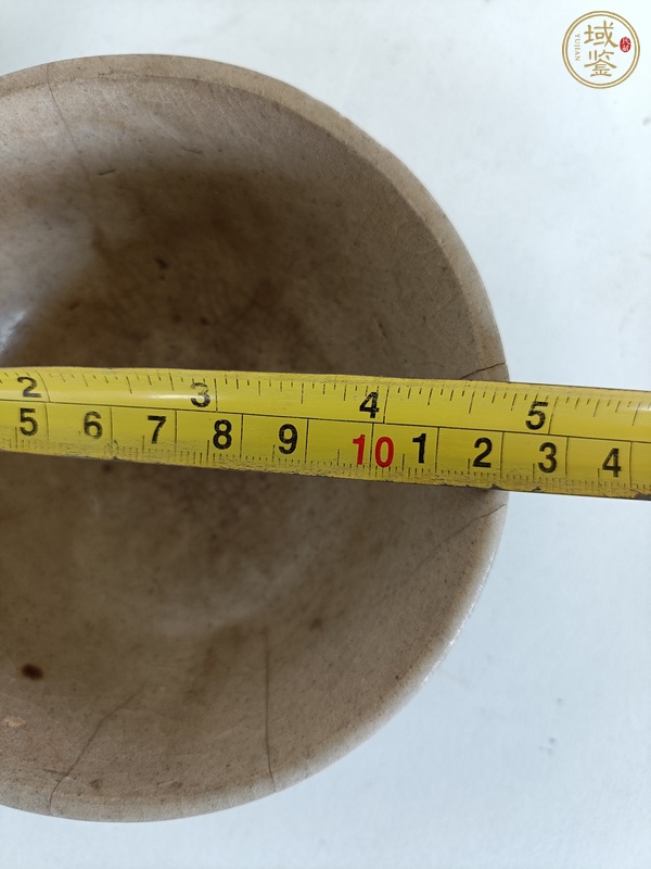 古玩陶瓷龍泉窯系青釉高足碗真品鑒賞圖