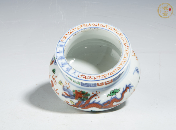 古玩陶瓷晚清·青花五彩龍鳳呈祥紋三足爐真品鑒賞圖