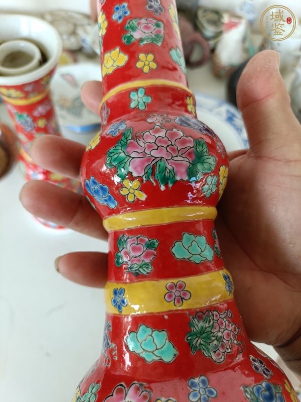 古玩陶瓷粉彩貼花花卉紋燭臺真品鑒賞圖