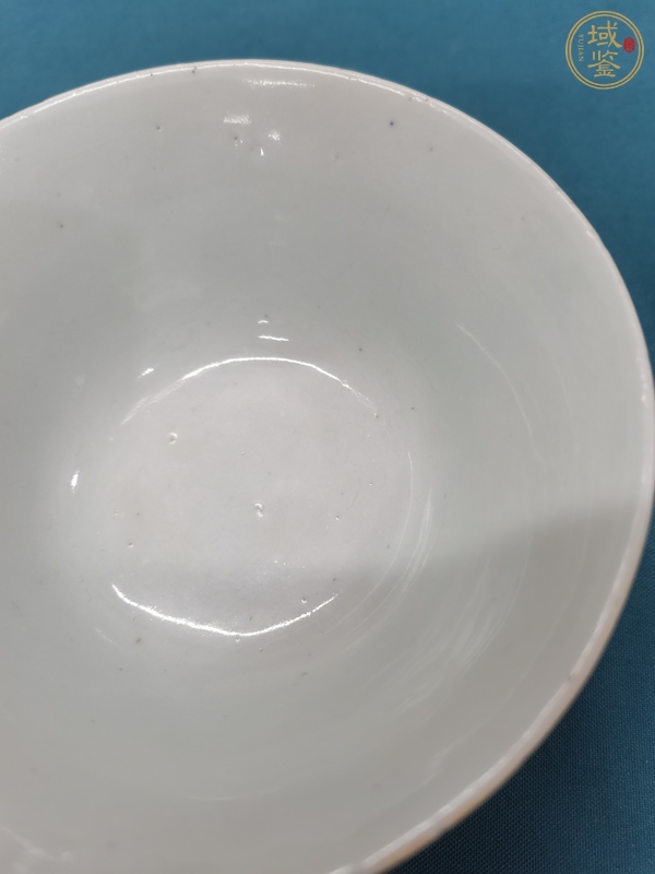 古玩陶瓷龍紋青花小碗真品鑒賞圖