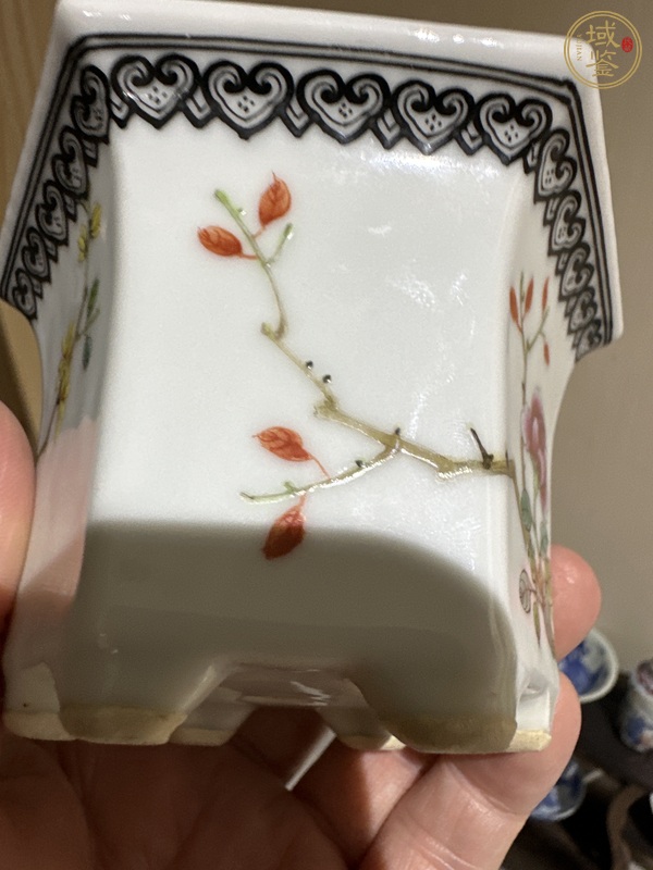 古玩陶瓷花鳥(niǎo)紋花盆真品鑒賞圖