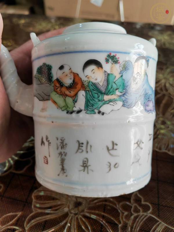 古玩陶瓷民國 潘肇唐繪人物花卉茶壺真品鑒賞圖