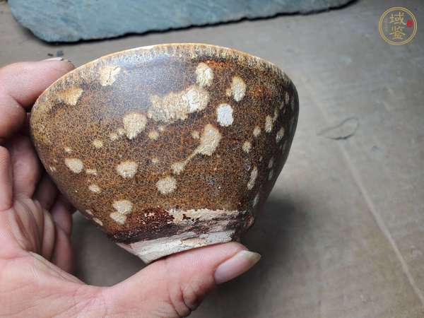 古玩陶瓷吉州窯窯變貼花茶盞真品鑒賞圖