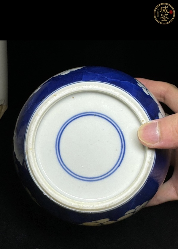 古玩陶瓷梅紋蓋罐真品鑒賞圖