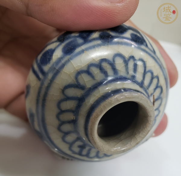 古玩陶瓷青花花卉紋水盂真品鑒賞圖