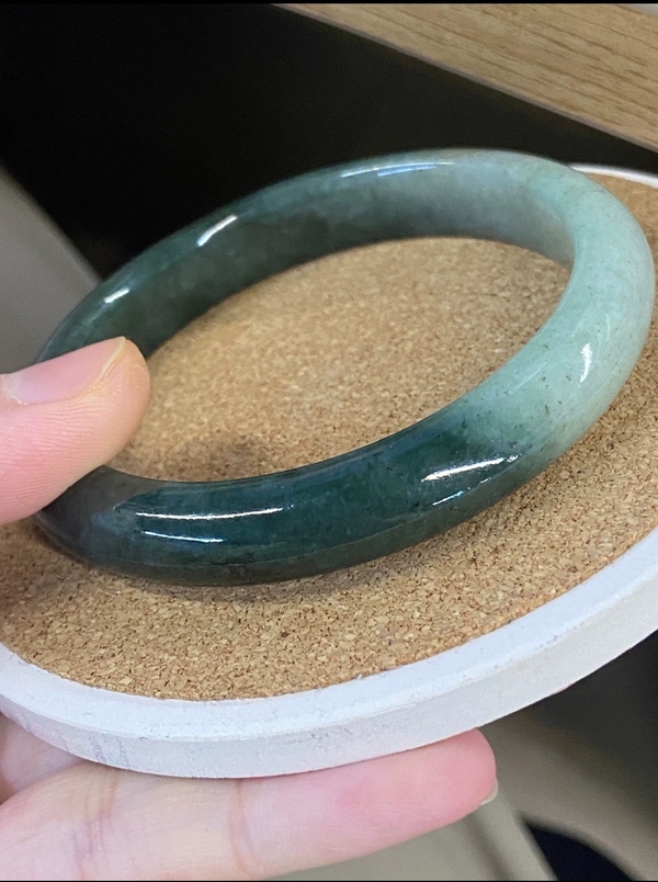 古玩玉器翡翠手鐲拍賣,當前價格1600元