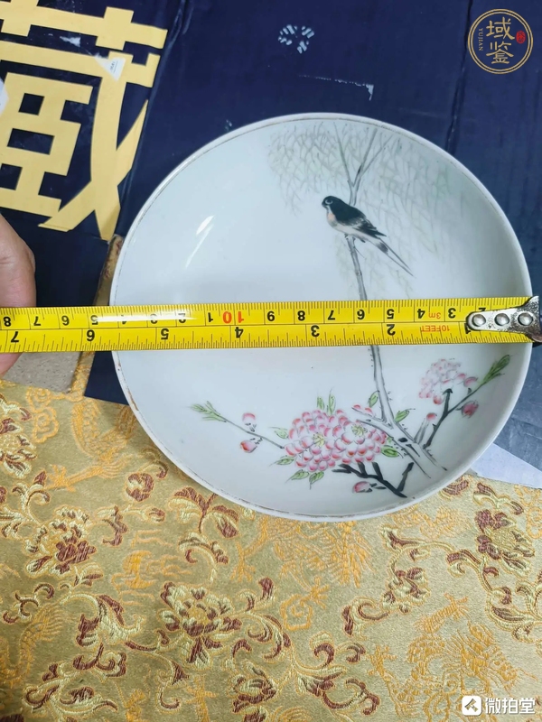 古玩陶瓷花鳥紋粉彩盤真品鑒賞圖