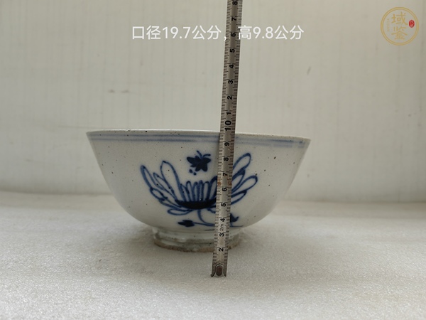 古玩陶瓷青花花卉詩文茶碗真品鑒賞圖