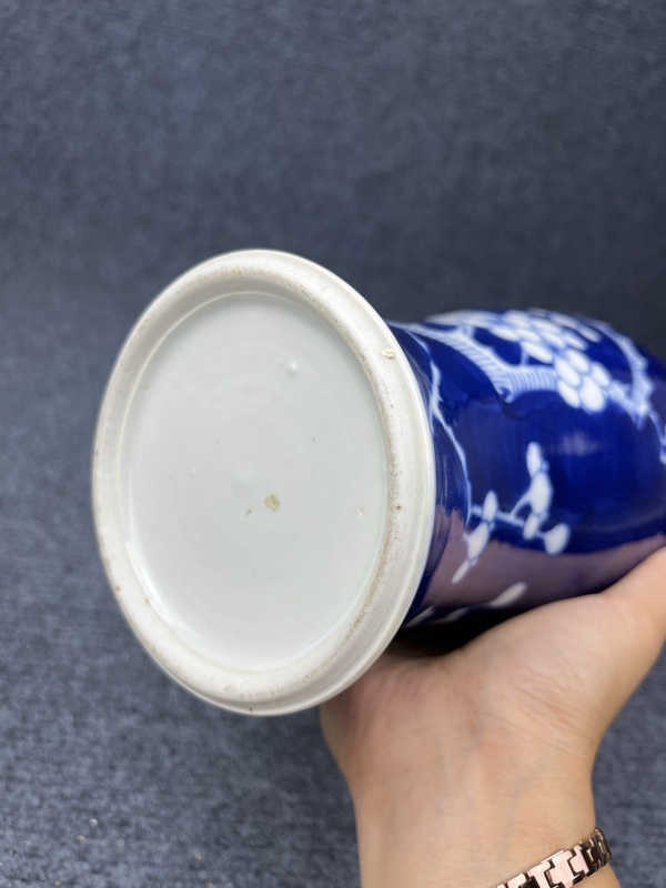 古玩陶瓷冰梅雞腿瓶拍賣,當前價格800元