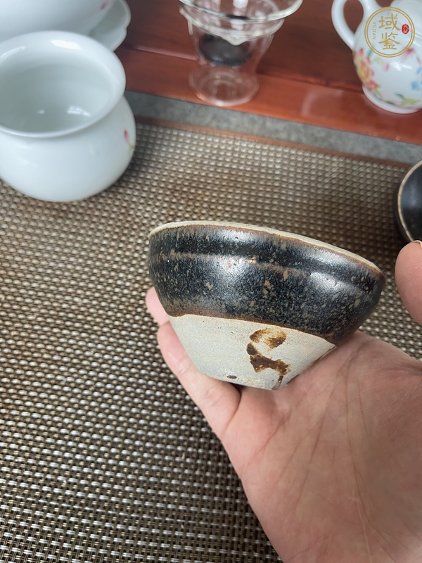 古玩陶瓷贛州窯黑釉白覆輪茶盞真品鑒賞圖