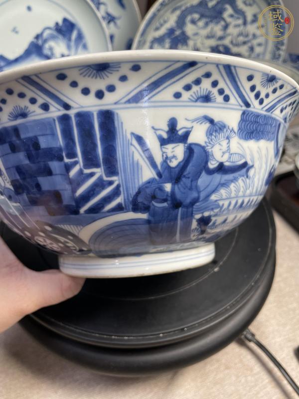 古玩陶瓷青花八蠻進(jìn)寶圖墩式碗真品鑒賞圖