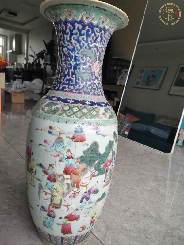 古玩陶瓷粉彩人物故事紋撇口瓶真品鑒賞圖