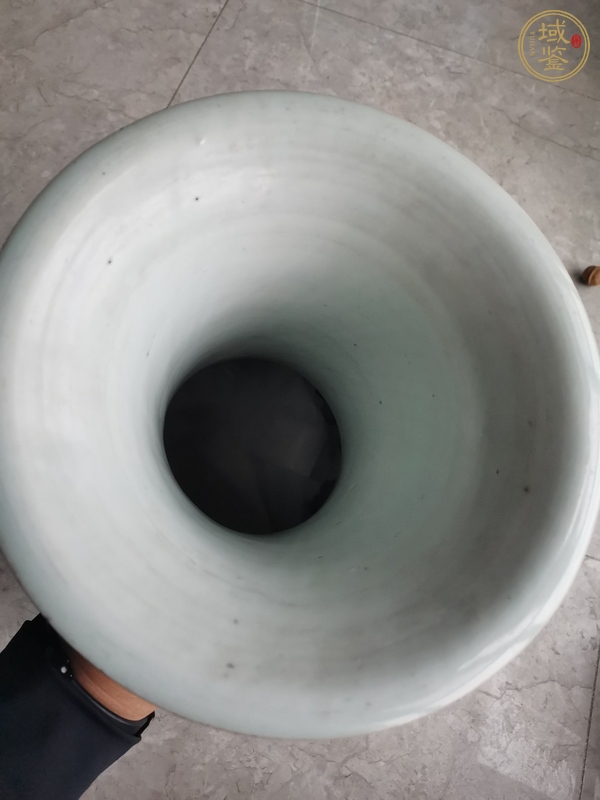 古玩陶瓷粉彩人物故事紋撇口瓶真品鑒賞圖