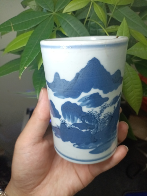 古玩陶瓷晚清山水紋青花筆筒拍賣，當(dāng)前價格4200元