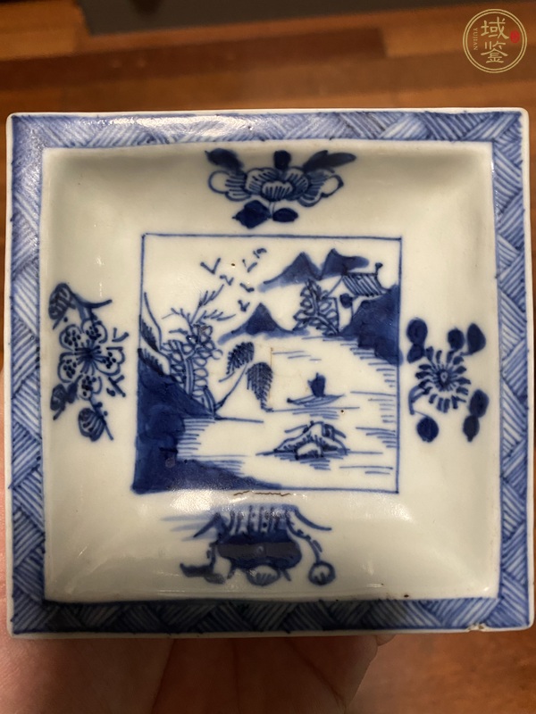 古玩陶瓷青花山水紋盤真品鑒賞圖