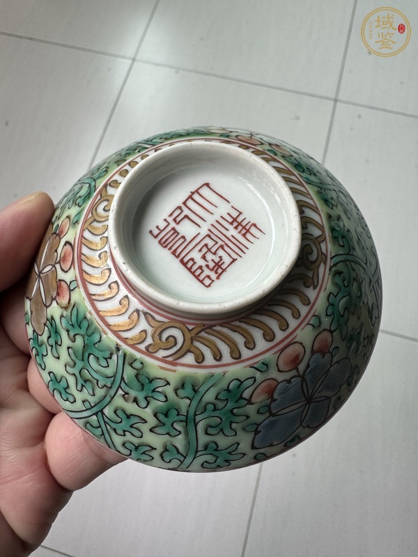 古玩陶瓷粉彩蓋碗真品鑒賞圖