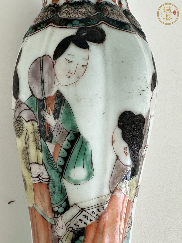 古玩陶瓷仕女紋彩繪瓶真品鑒賞圖