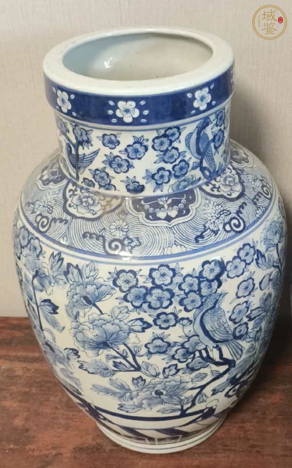 古玩陶瓷花鳥紋青花罐真品鑒賞圖