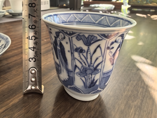 古玩陶瓷青花四美圖杯碟拍賣,當(dāng)前價(jià)格3599元