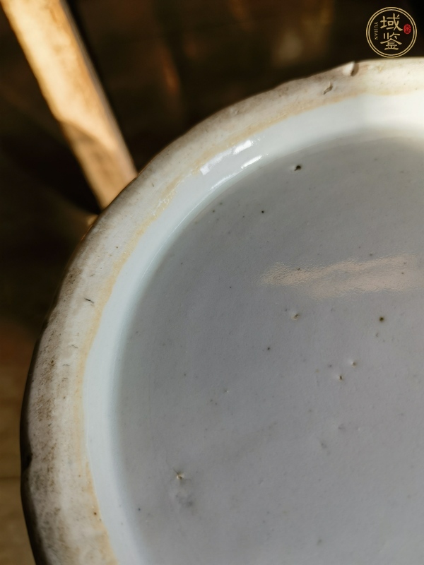 古玩陶瓷豆青雙耳瓶真品鑒賞圖
