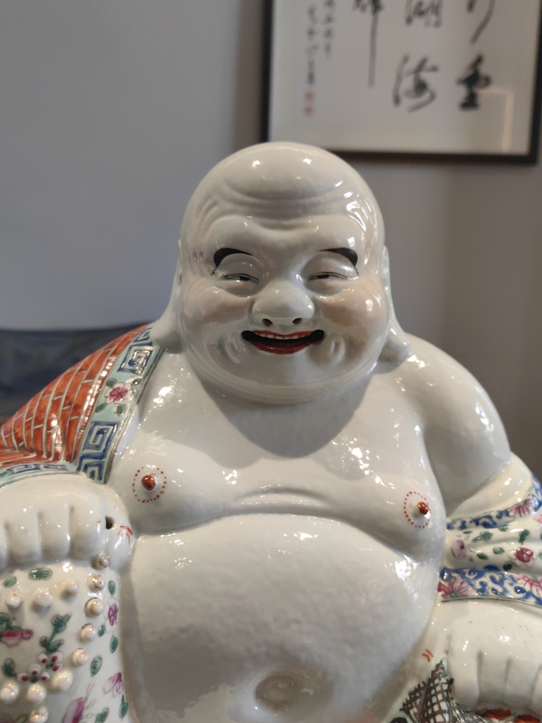 古玩陶瓷粉彩彌勒佛坐像拍賣，當(dāng)前價(jià)格25888元