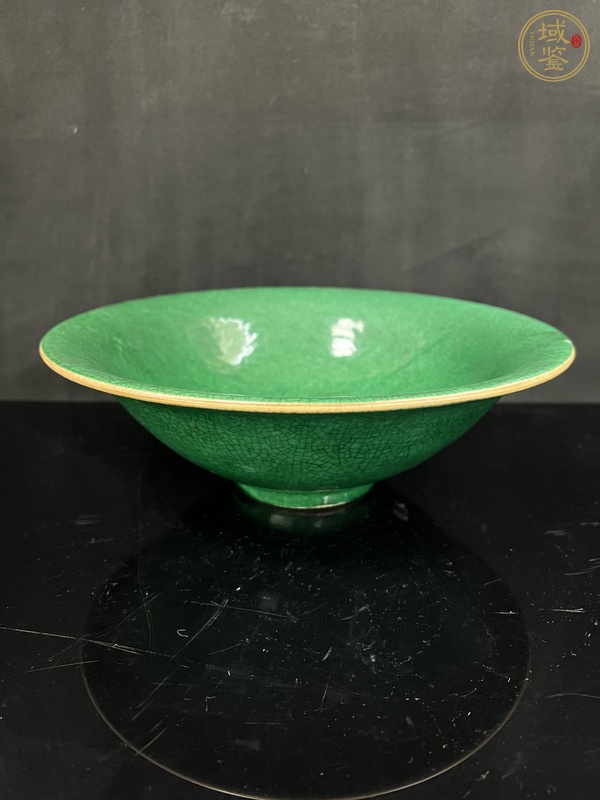 古玩陶瓷綠哥釉碗真品鑒賞圖