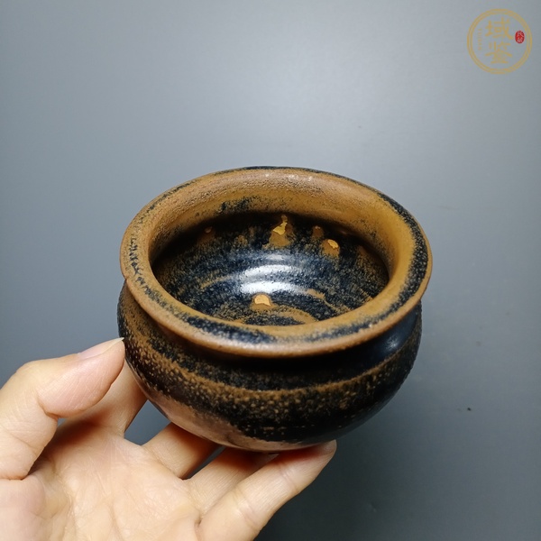 古玩陶瓷香爐真品鑒賞圖