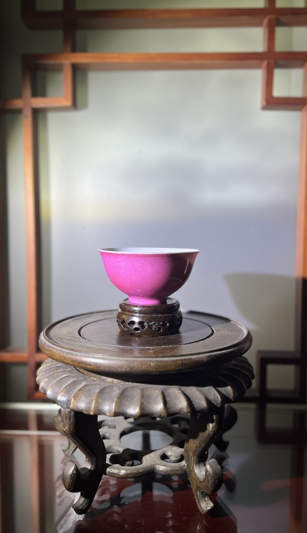 古玩陶瓷【精品·單色釉】胭脂紅釉茶碗2號杯拍賣,當前價格6500元