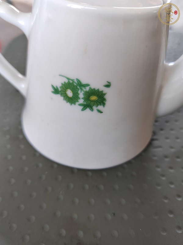 古玩陶瓷竹節(jié)把馬蹄壺真品鑒賞圖