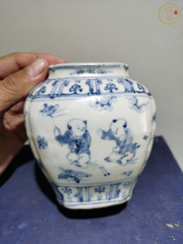 古玩陶瓷青花罐真品鑒賞圖