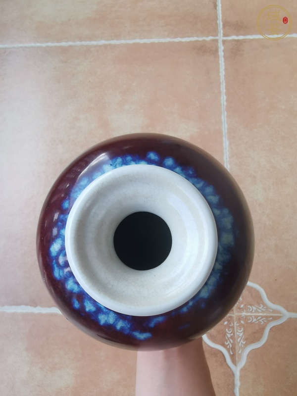 古玩陶瓷窯變紅釉石榴尊真品鑒賞圖