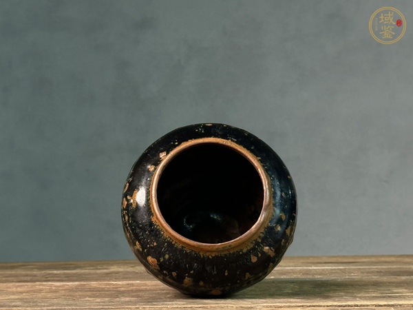 古玩陶瓷蓋罐真品鑒賞圖